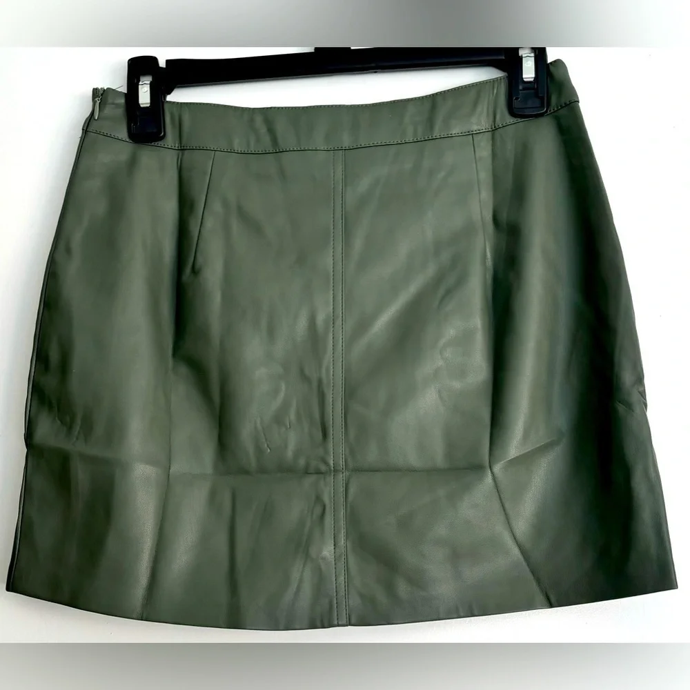 NWT Lulu's Most Fab Vegan Leather Button Front Mini Skirt - Size Small
